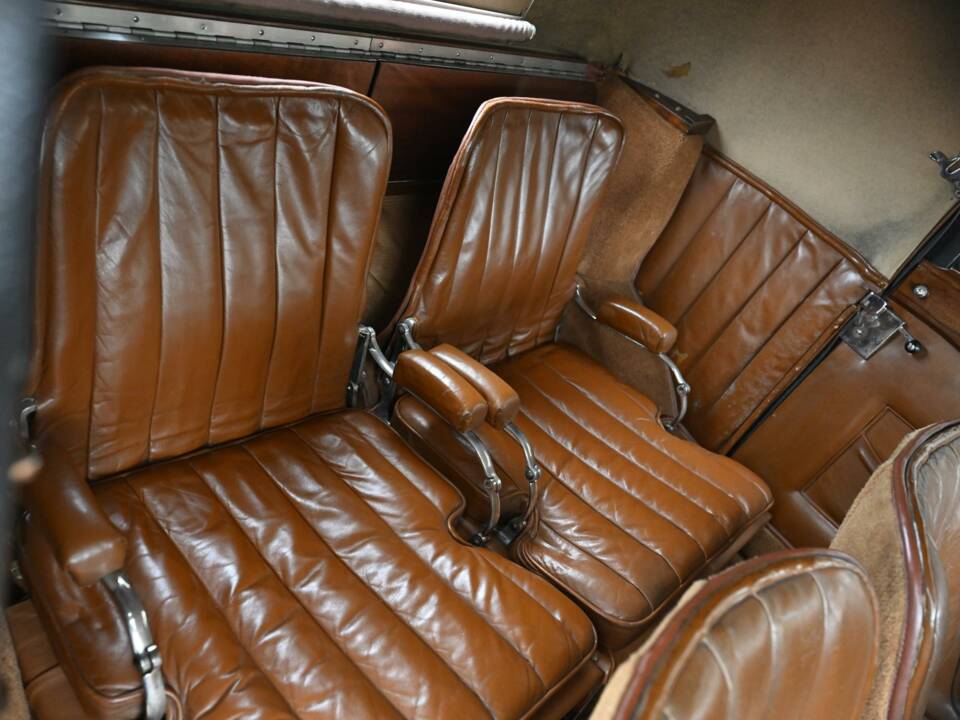 Bild 47/50 von Lagonda 2 Litre Weymann "Honeymoon Coupe" (1929)