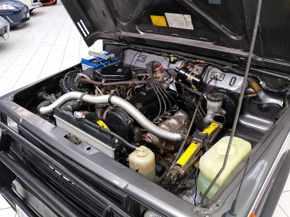 Bild 39/42 von Suzuki SJ 413 (1988)