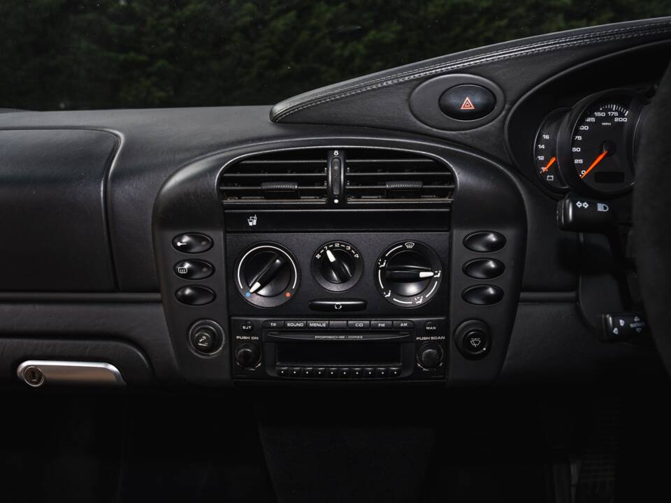 Image 22/42 of Porsche 911 GT3 (2003)