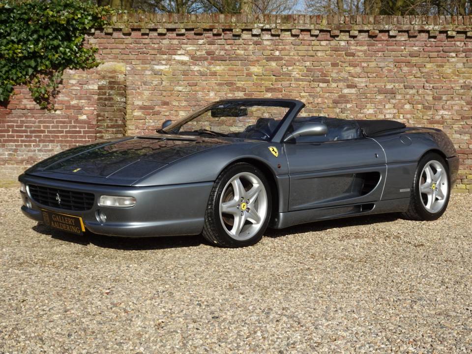 Imagen 21/50 de Ferrari F 355 Spider (1999)