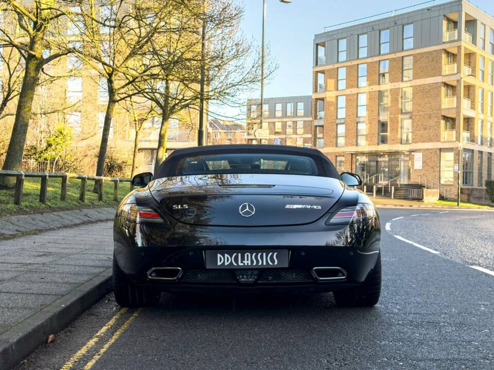 Afbeelding 9/26 van Mercedes-Benz SLS AMG GT Roadster (2014)