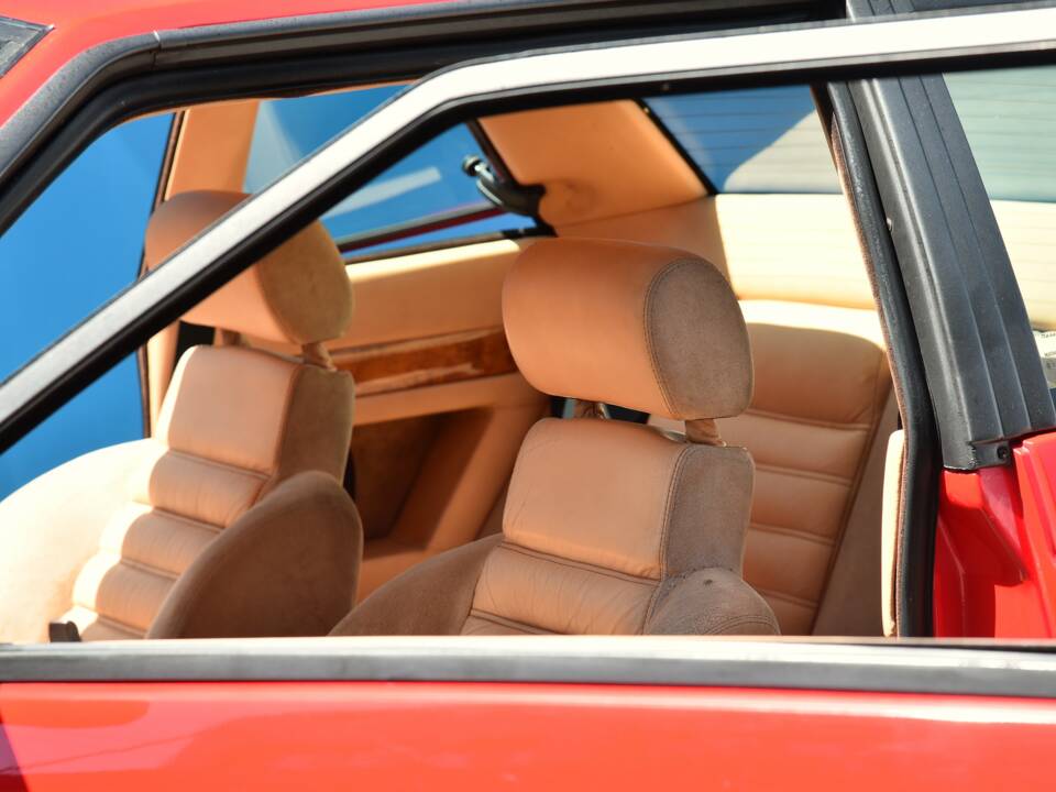 Immagine 15/17 di Maserati Karif (1991)