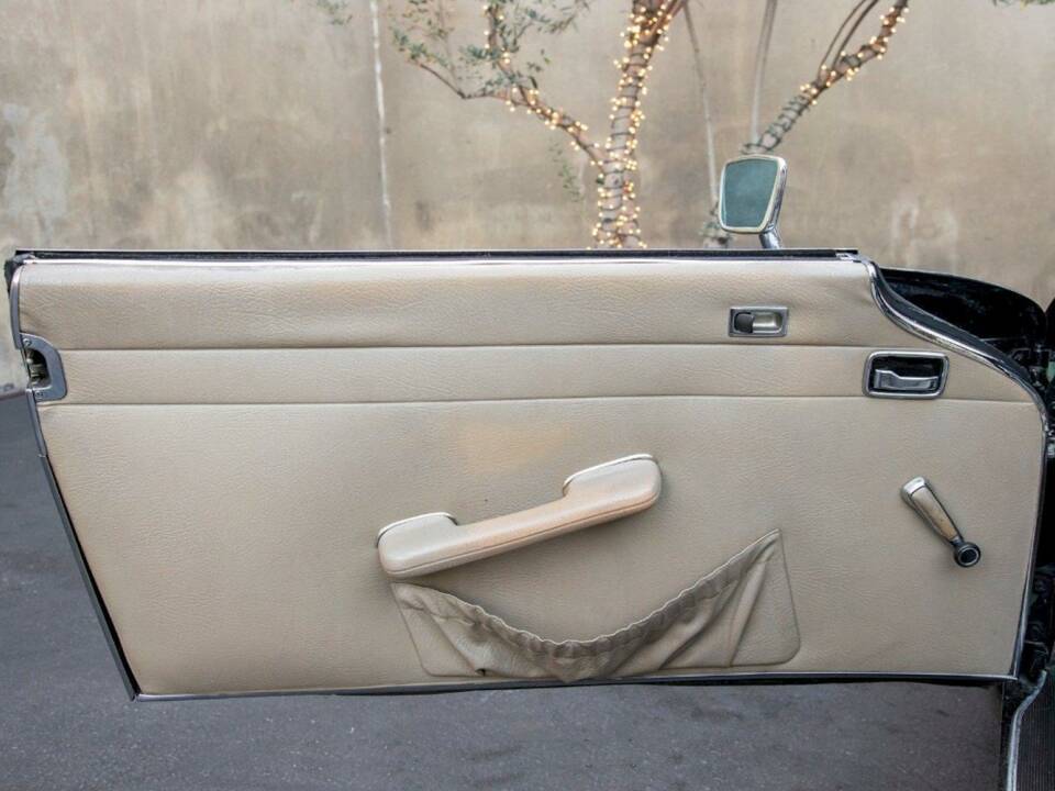Image 22/35 of Mercedes-Benz 280 SL (1970)