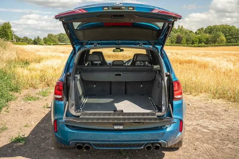 Image 40/50 de BMW X5 M (2016)