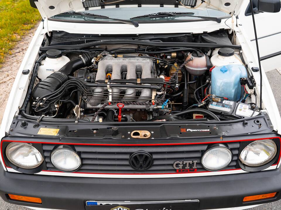 Image 44/48 de Volkswagen Golf Mk II GTi 16V 1.8 (1990)