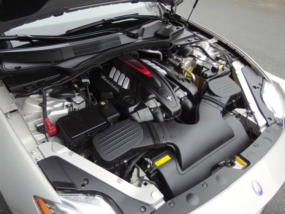 Image 74/90 of Maserati Quattroporte GTS (2013)