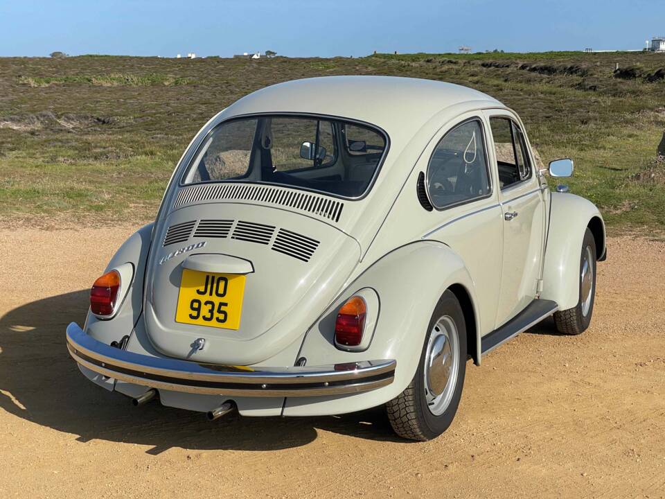 Image 3/11 of Volkswagen Käfer 1300 (1972)