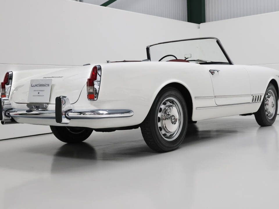 Bild 7/34 von Alfa Romeo 2000 Spider (1960)