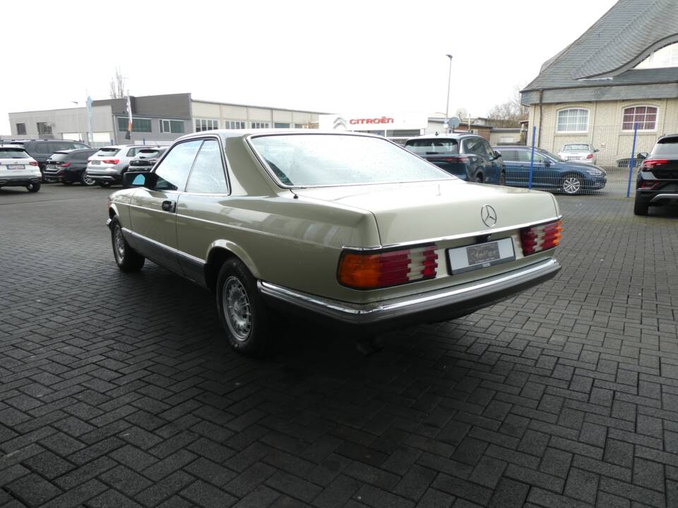 Image 6/23 of Mercedes-Benz 380 SEC (1982)
