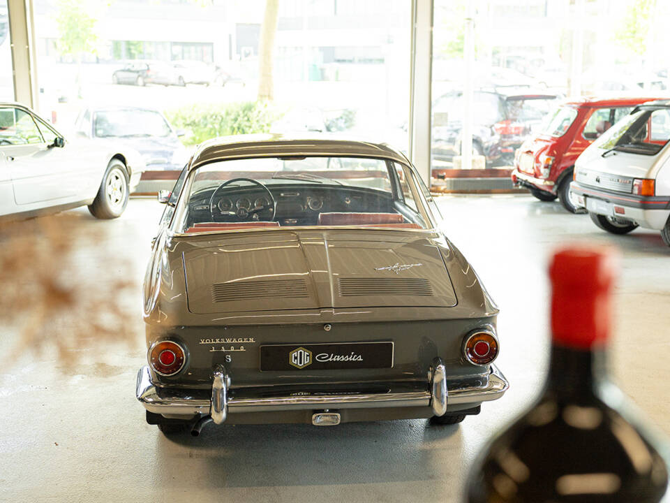 Image 3/86 of Volkswagen Karmann Ghia 1500 S (1964)