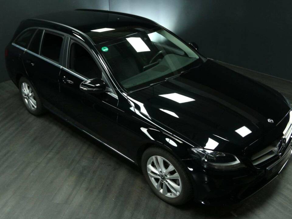 Bild 44/49 von Mercedes-Benz C 220 d 4MATIC (2021)