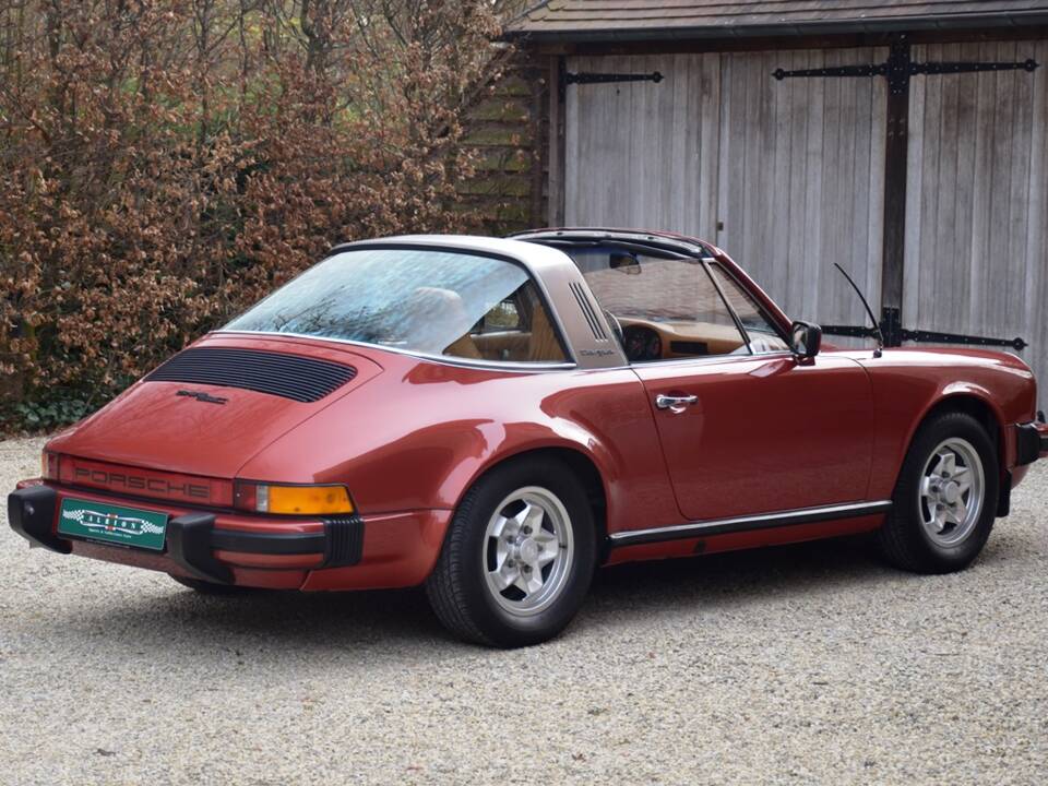 Immagine 16/42 di Porsche 911 2.7 (1977)
