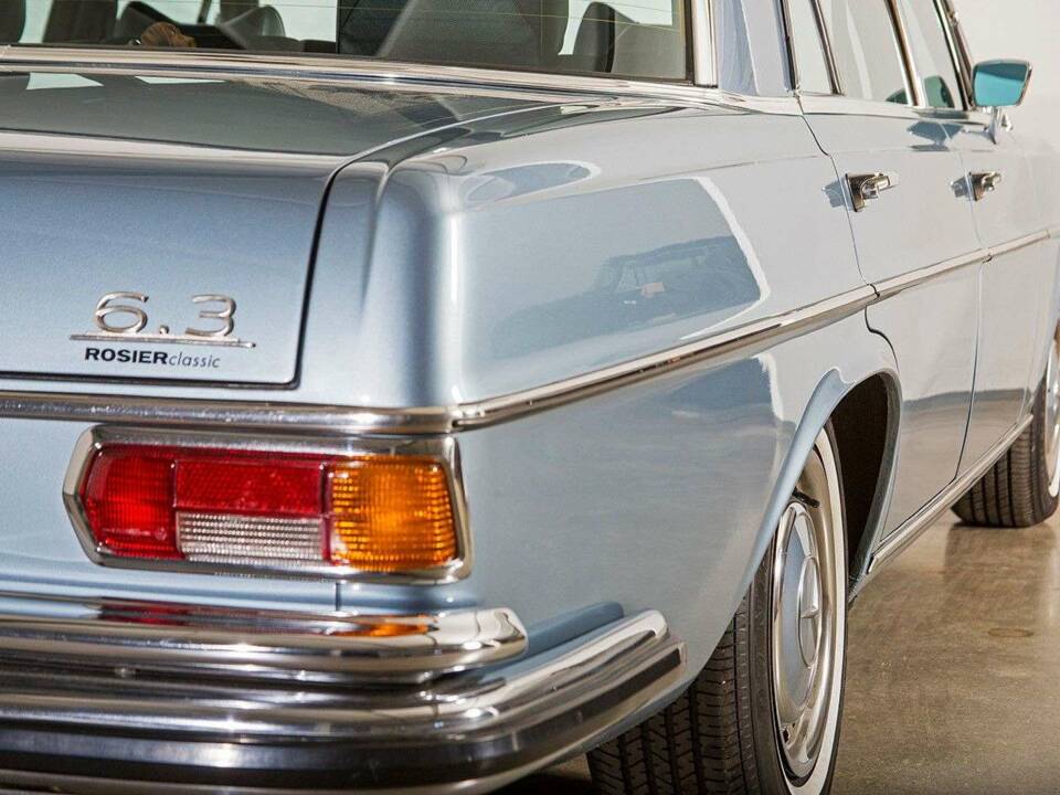 Afbeelding 11/36 van Mercedes-Benz 300 SEL 6.3 (1970)