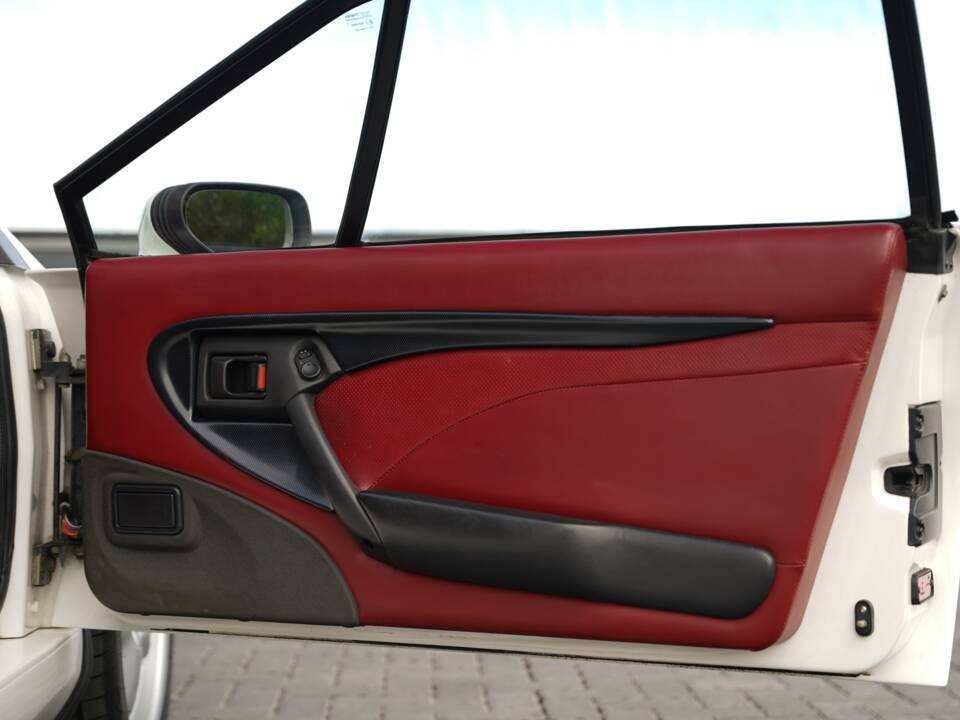 Image 14/50 of Lotus Esprit S4 (1994)