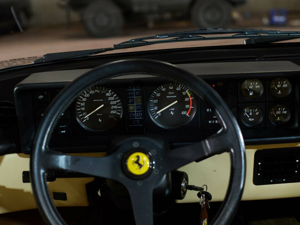 Bild 46/99 von Ferrari Mondial Quattrovalvole (1985)