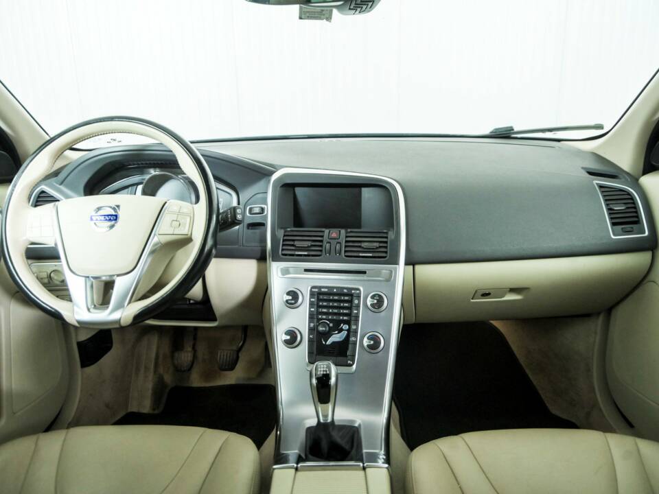 Image 7/50 de Volvo XC60 D3 (2017)