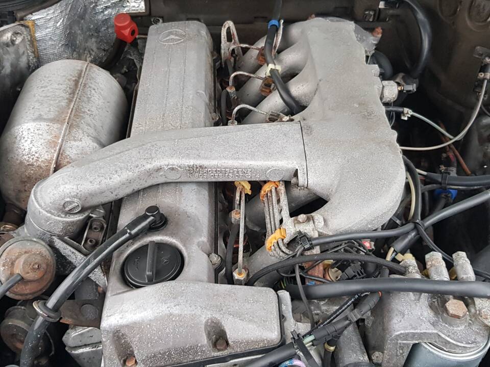 Bild 43/60 von Mercedes-Benz 300 SDL (1987)
