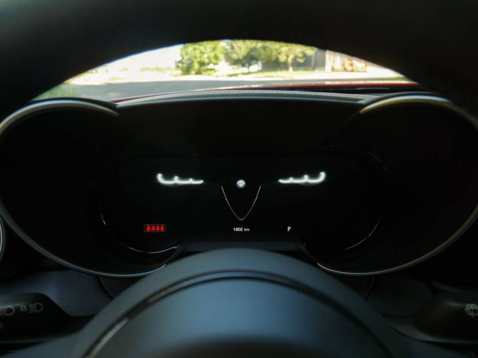 Bild 20/40 von Alfa Romeo Giulia Quadrifoglio (1900)