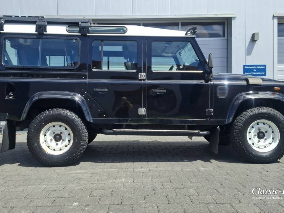 Bild 21/35 von Land Rover Defender 110 (2012)