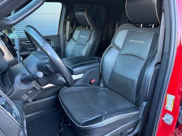 Imagen 10/28 de Dodge Ram 1500 (2019)