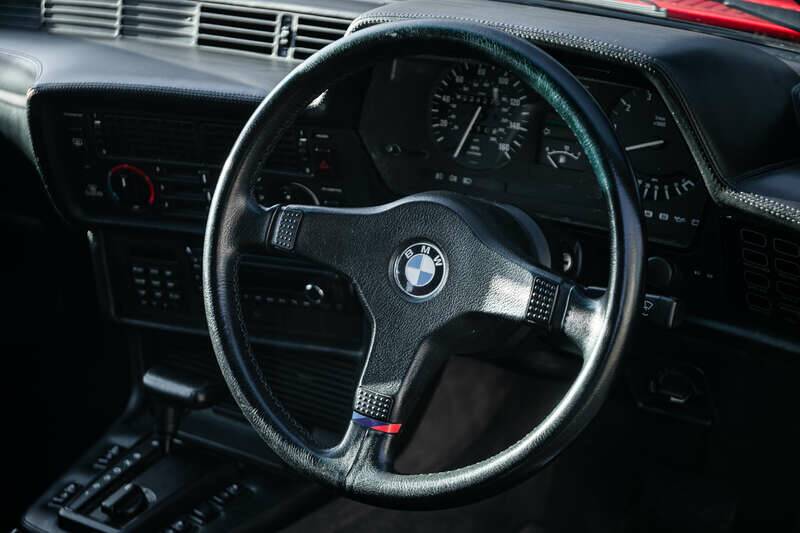 Image 20/50 of BMW 635 CSi (1989)