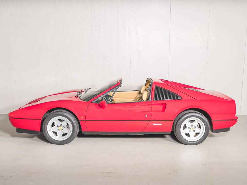 Bild 6/43 von Ferrari 328 GTS (1985)