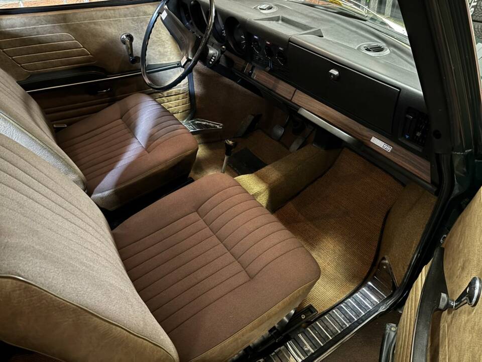 Image 2/8 of Saab 99 E (1971)