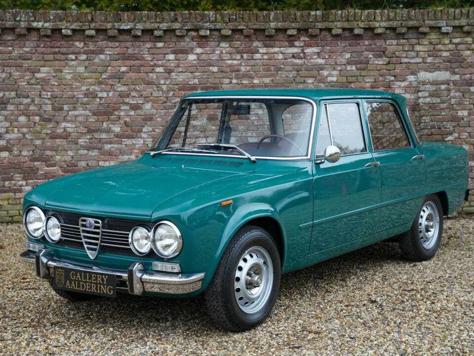 Bild 35/50 von Alfa Romeo Giulia 1300 Super (1972)