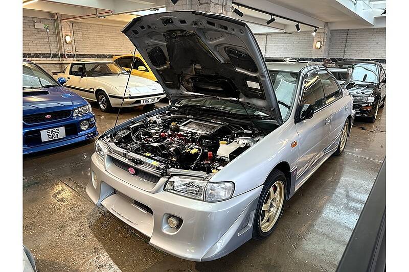 Image 2/18 de Subaru Impreza WRX STi (2000)