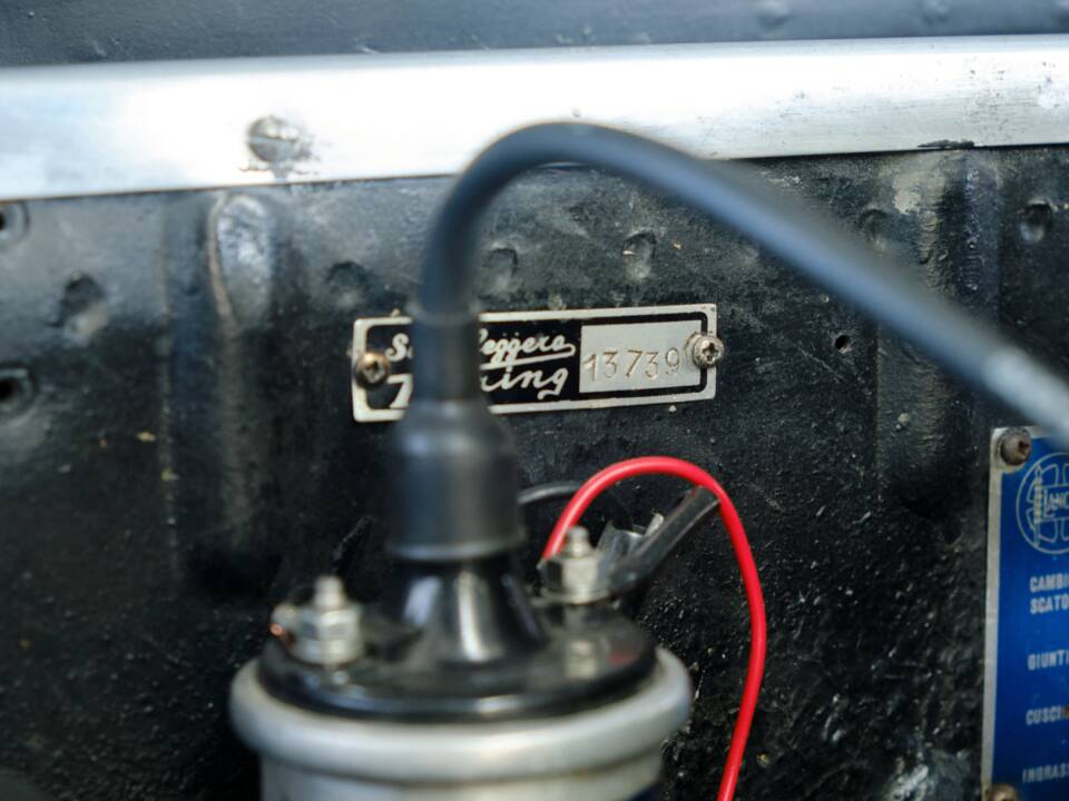 Bild 21/50 von Lancia Flaminia GT 2.5 3C Touring (1963)