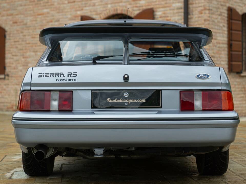 Image 8/50 de Ford Sierra RS Cosworth (1993)