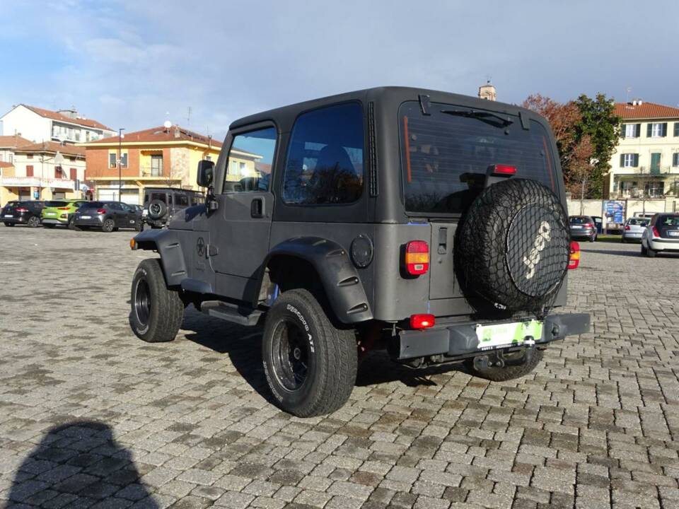 Bild 27/42 von Jeep Wrangler Sport Hardtop 2.5 (1997)