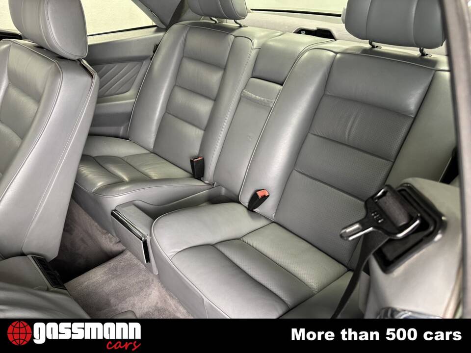 Immagine 14/15 di Mercedes-Benz 560 SEC (1989)