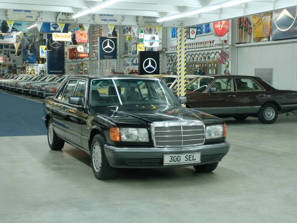 Bild 45/50 von Mercedes-Benz 300 SEL (1991)