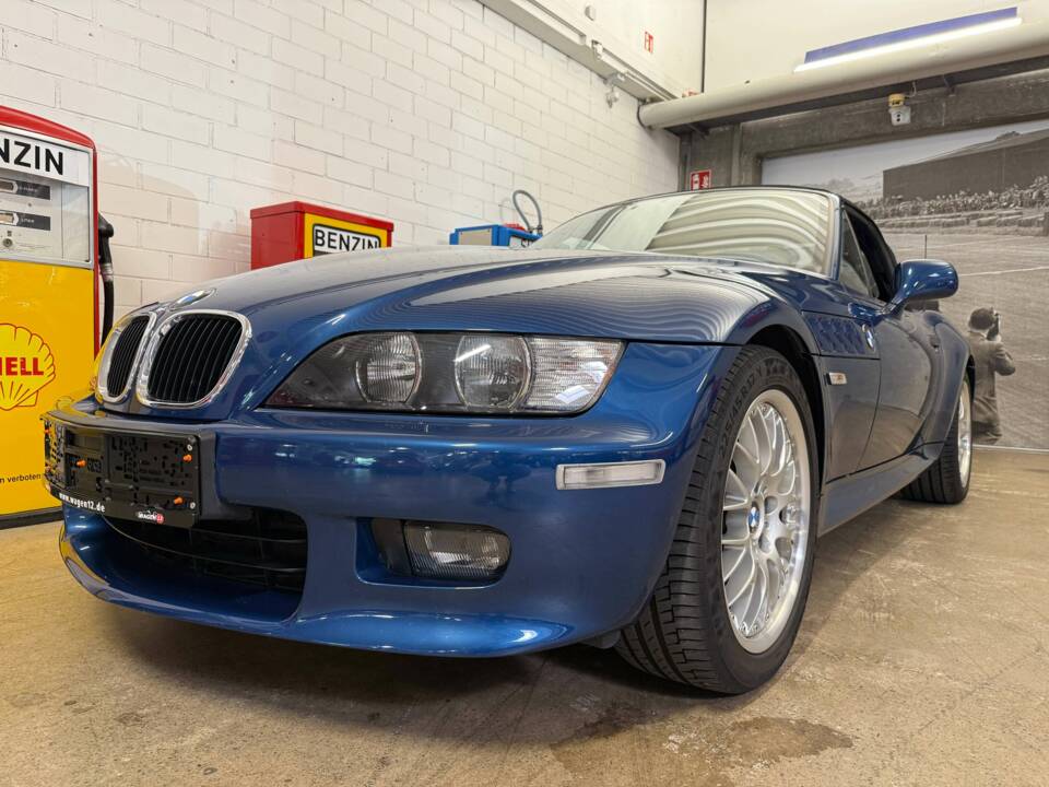 Image 2/19 of BMW Z3 2.0 (2000)
