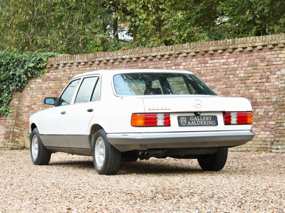 Bild 2/50 von Mercedes-Benz 380 SEL (1983)