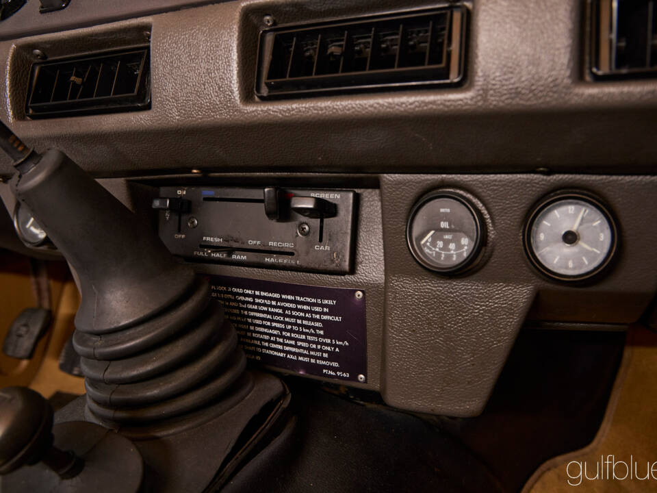 Afbeelding 75/100 van Land Rover Range Rover Classic (1981)