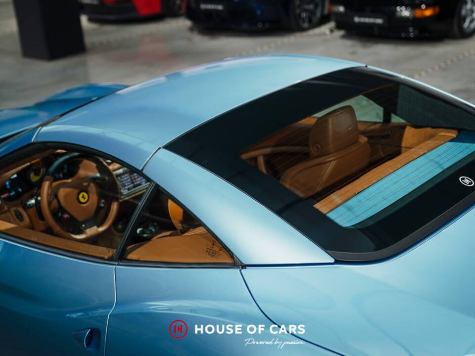 Image 15/25 of Ferrari California 30 (2012)