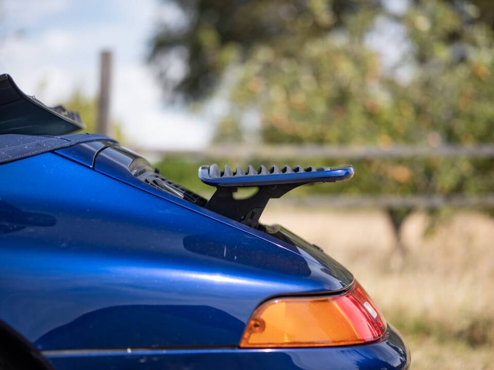 Afbeelding 33/50 van Porsche 911 Carrera (1995)