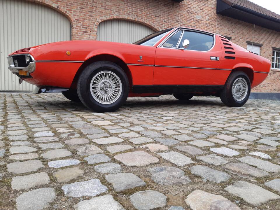 Image 4/33 de Alfa Romeo Montreal (1974)