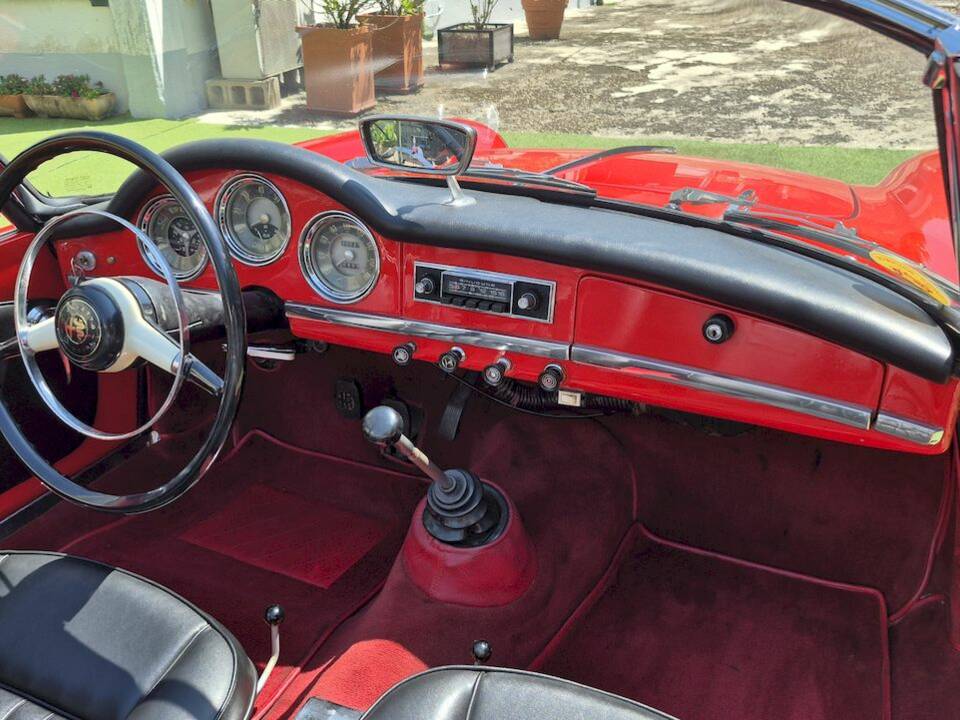 Image 37/71 of Alfa Romeo Giulietta Spider (1961)