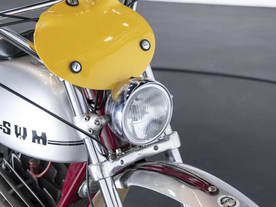 Bild 38/50 von SWM DUMMY (1972)