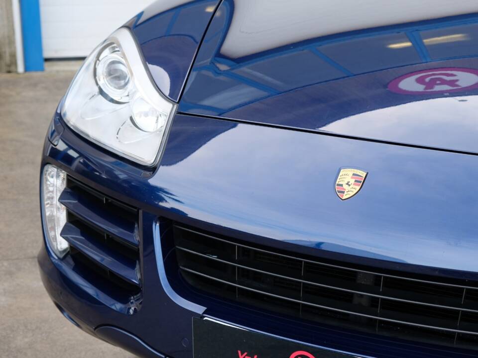 Immagine 46/70 di Porsche Cayenne S (2007)