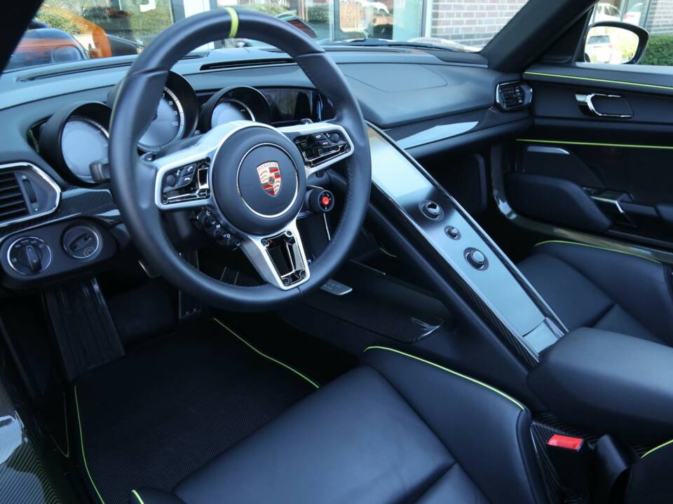 Afbeelding 39/50 van Porsche 918 Spyder (2015)