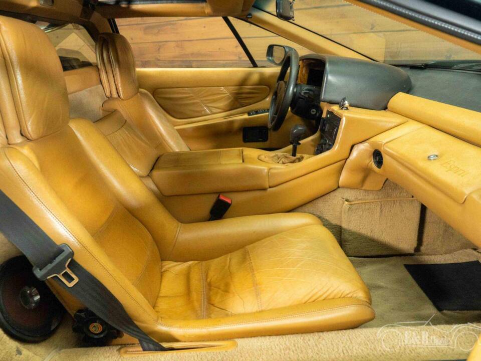 Image 8/19 of Lotus Esprit SE (1990)