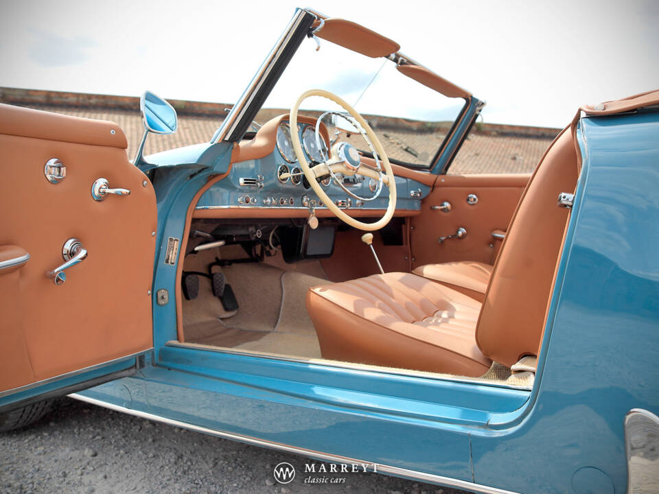 Imagen 32/50 de Mercedes-Benz 190 SL (1962)