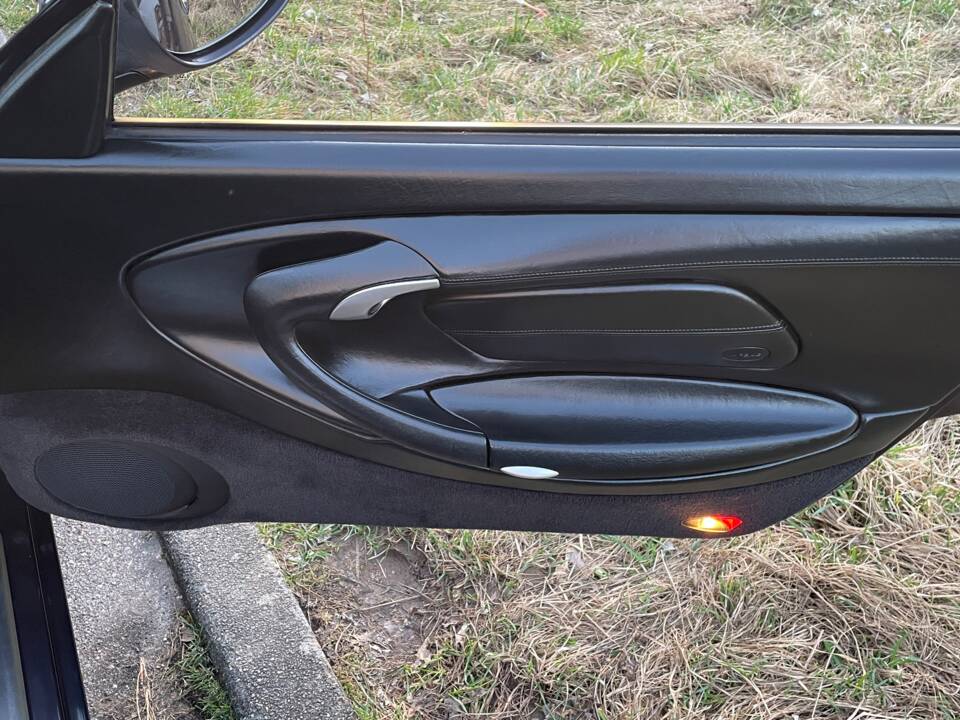 Bild 29/55 von Porsche 911 Carrera (1998)