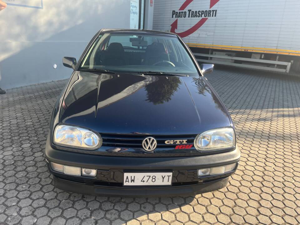 Immagine 7/23 di Volkswagen Golf III 2.0 16V GTI (1993)