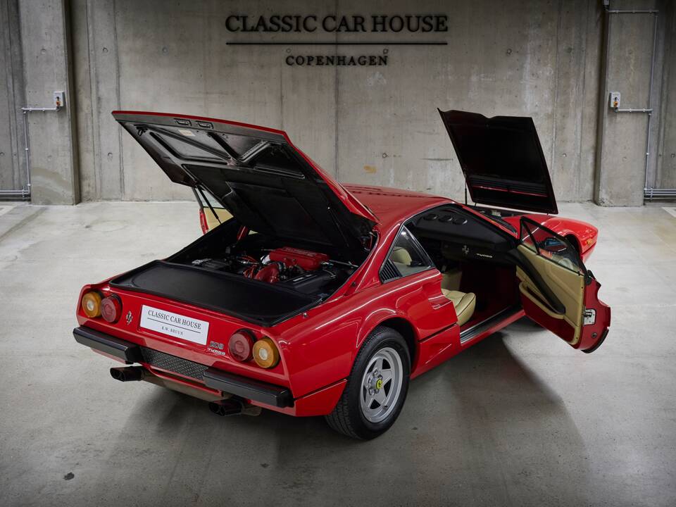 Afbeelding 21/100 van Ferrari 208 GTB Turbo (1982)