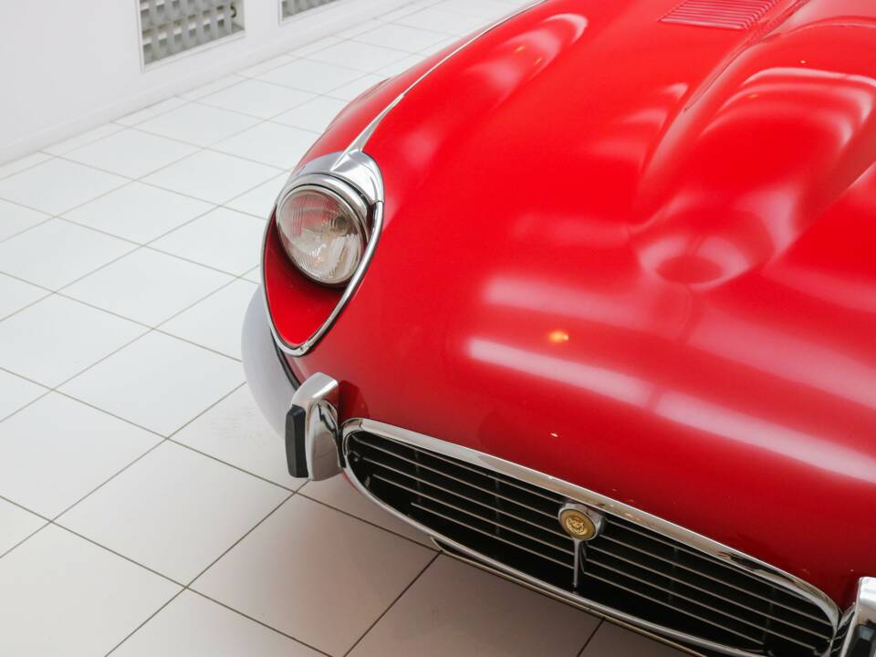 Bild 37/48 von Jaguar E-Type V12 (1973)